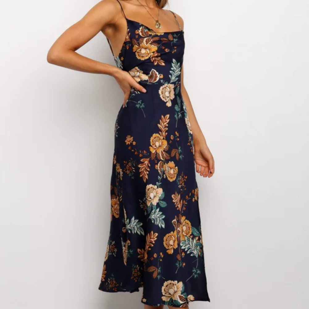 Brand new Petal & Pup Doriah dress - Navy